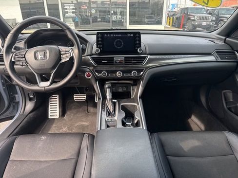 Used 2022 Honda Accord Sport image 3