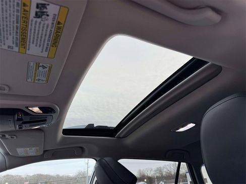 Used 2024 Subaru Outback Touring XT image 18