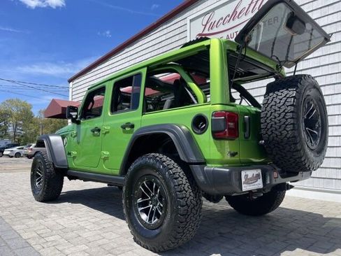 Used 2025 Jeep Wrangler Unlimited Sport AWD/4WD image 9