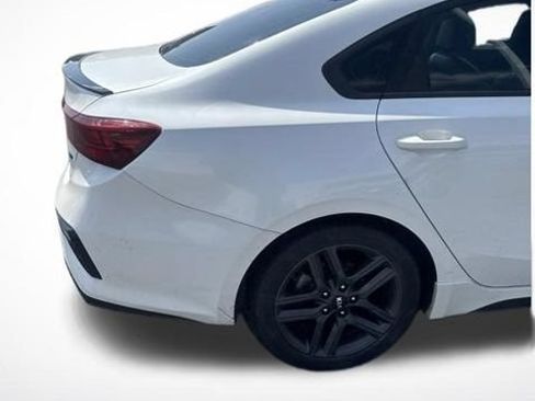 Used 2021 Kia Forte GT-Line w/ GT-Line Premium Package FWD image 8