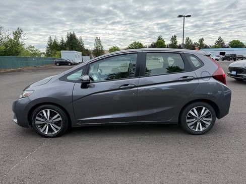 Used 2017 Honda Fit EX image 4
