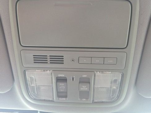 Used 2018 Honda CR-V EX-L image 28