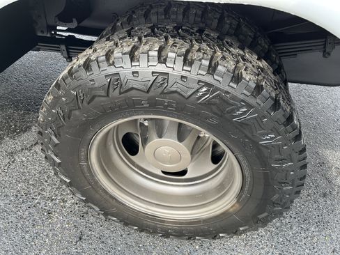 Used 2015 Chevrolet Silverado 3500 W/T RWD image 12