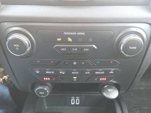 Used 2021 Ford Ranger Lariat w/ Tremor Off-Road Package image 35