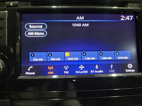 Used 2019 Nissan Rogue SV AWD/4WD image 25