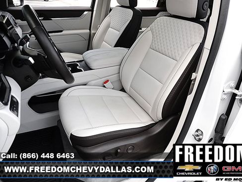 Certified 2024 GMC Acadia Denali w/ Super Cruise Package FWD image 9