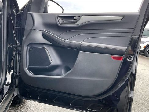 Used 2024 Ford Escape Active image 11