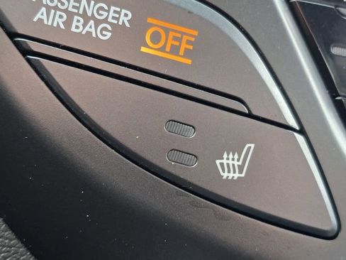 Used 2016 Hyundai Veloster Turbo image 10