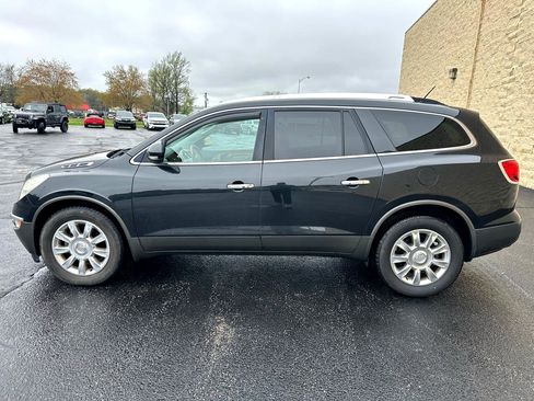 Used 2011 Buick Enclave CXL image 2