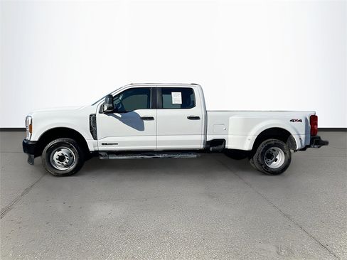 Used 2025 Ford F350 XL image 4