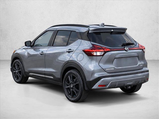 Used 2021 Nissan Kicks SR w/ Interior Electronics Package FWD image 5