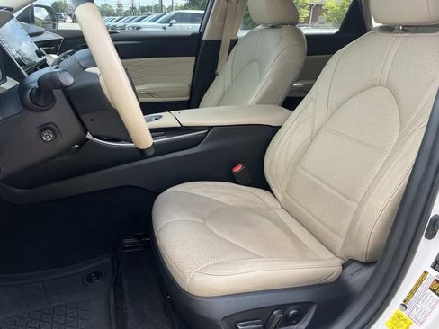 Used 2020 Toyota Avalon Limited w/ Advanced Safety Package FWD image 21