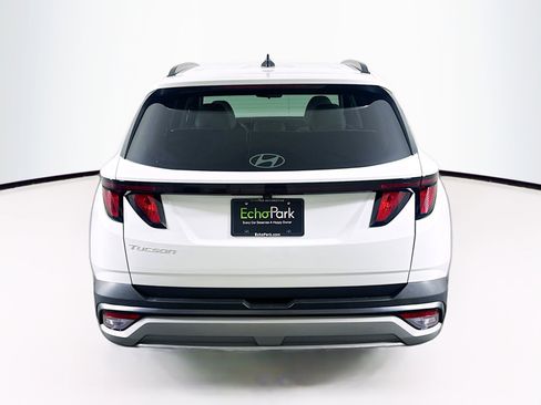 Used 2025 Hyundai Tucson SEL FWD image 7