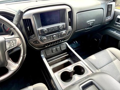Used 2015 GMC Sierra 2500 SLT w/ Duramax Plus Package AWD/4WD image 19