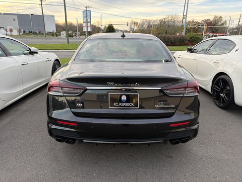 Used 2022 Maserati Quattroporte Modena Q4 image 6