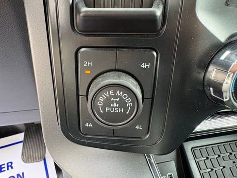 Used 2025 Ford F150 Lariat w/ Equipment Group 502A High AWD/4WD image 27