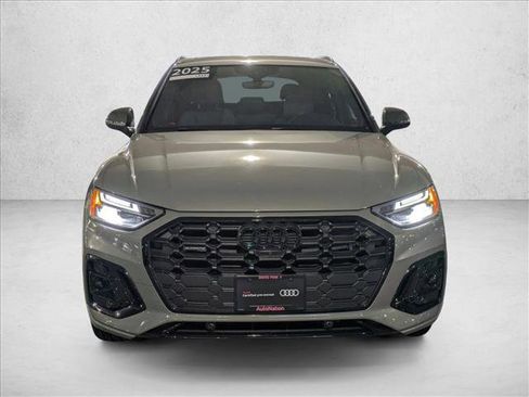 Certified 2025 Audi Q5 2.0T Premium Plus w/ Premium Plus Package image 2
