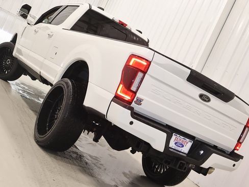 Certified 2022 Ford F350 Lariat w/ Lariat Ultimate Package image 39