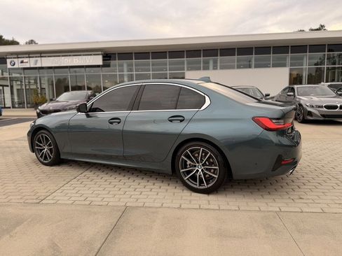 Used 2021 BMW 330i Sedan w/ Premium Package image 3