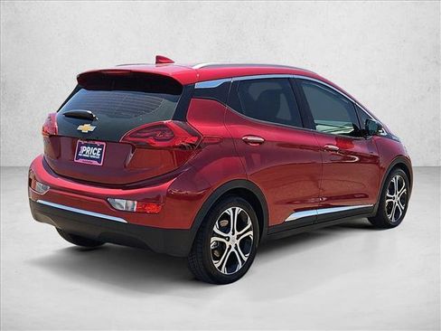 Used 2021 Chevrolet Bolt Premier w/ Infotainment Package FWD image 5