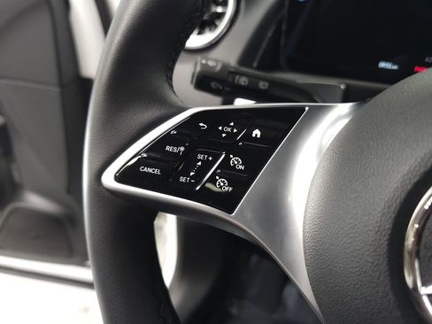 Certified 2026 Mercedes-Benz GLB 250 4MATIC image 10