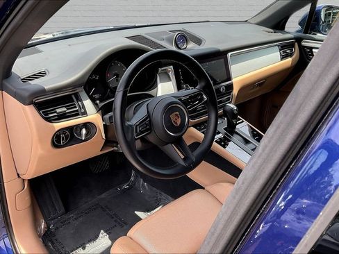 Used 2022 Porsche Macan S AWD/4WD image 16