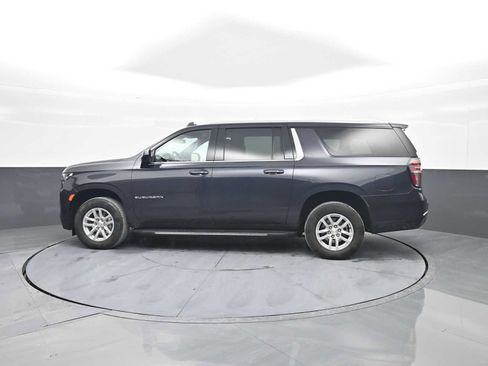 Used 2024 Chevrolet Suburban LT image 5