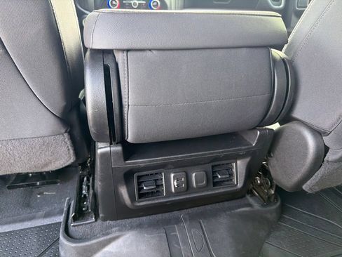 Used 2021 Chevrolet Silverado 1500 LT w/ Bed Protection Package AWD/4WD image 16