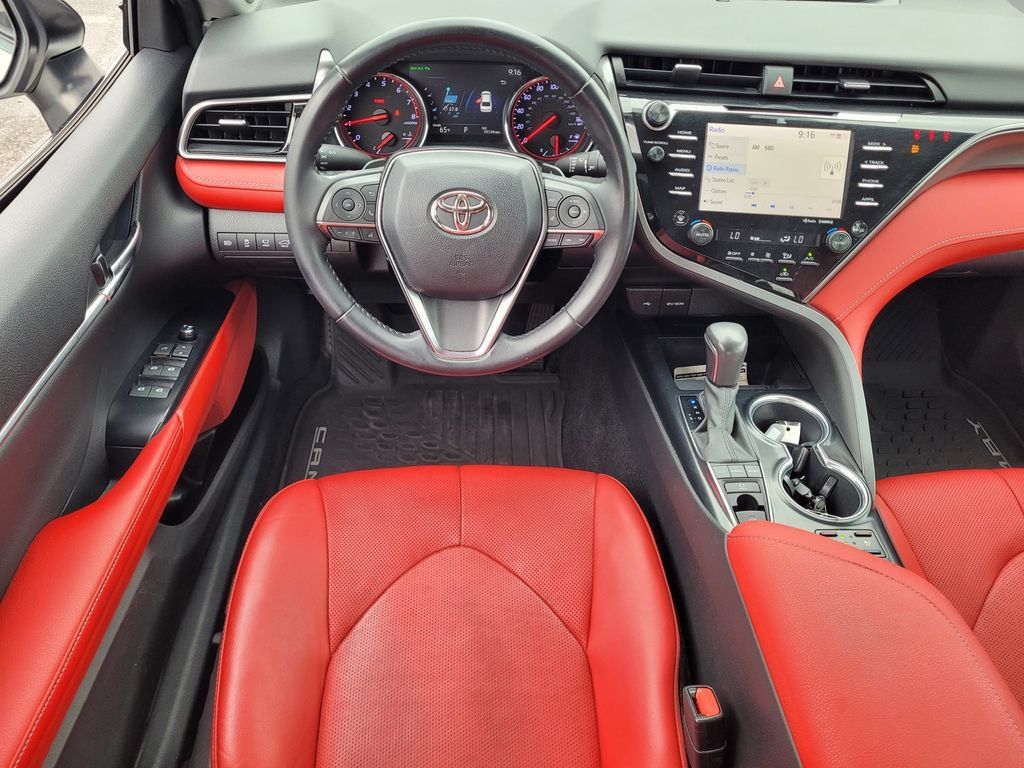 Used 2020 Toyota Camry XSE w/ Driver Assist Package FWD image 9