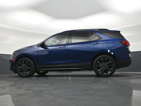 Used 2023 Chevrolet Equinox RS FWD image 30