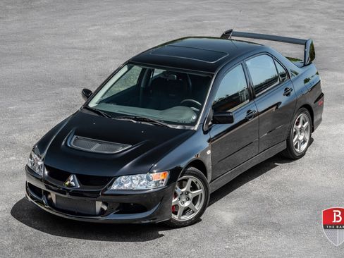 Used 2004 Mitsubishi Lancer Evolution AWD/4WD image 1