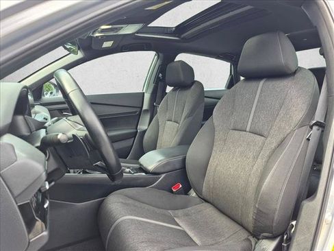 Used 2024 Honda Accord Sport image 17