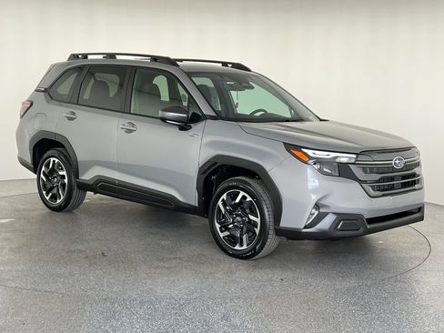 New 2025 Subaru Forester Premium image 9