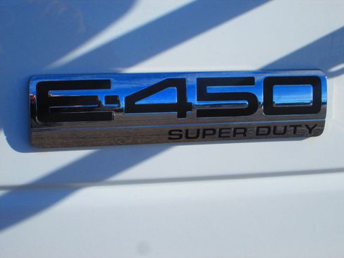 Used 2016 Ford E-450 and Econoline 450 Super Duty w/ Shuttle Bus Prep Package image 13