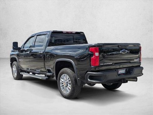 Used 2022 Chevrolet Silverado 3500 High Country w/ Z71 Off-Road Package AWD/4WD image 7
