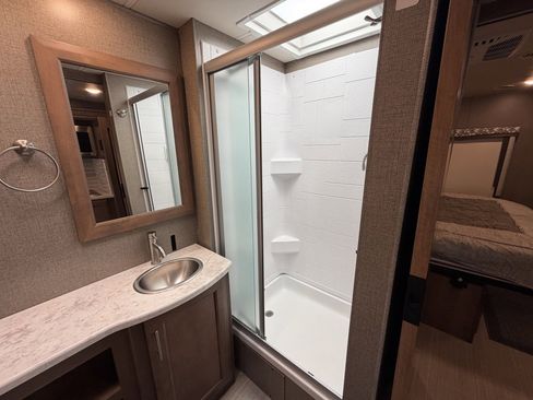 Used 2021 Ford F550 4x4 Regular Cab Super Duty w/ XLT Value Package image 59