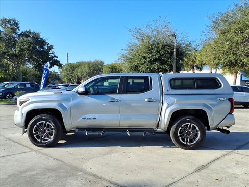Used 2024 Toyota Tacoma TRD Sport image 4
