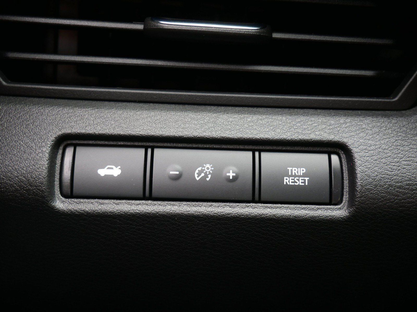 Certified 2023 Nissan Altima 2.5 SR w/ SR Premium Package AWD/4WD image 27