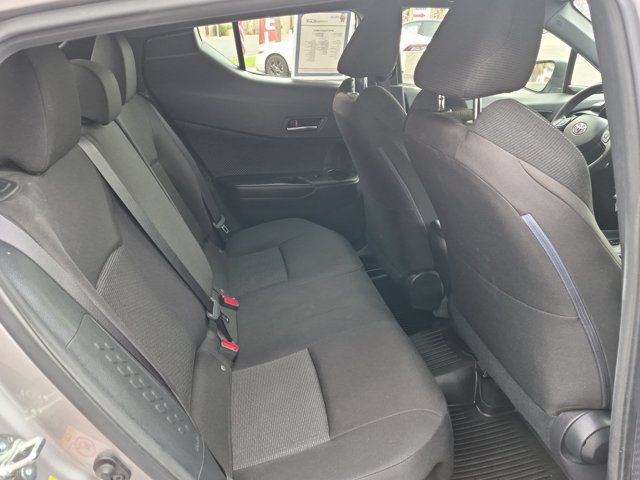 Used 2019 Toyota C-HR LE FWD image 7