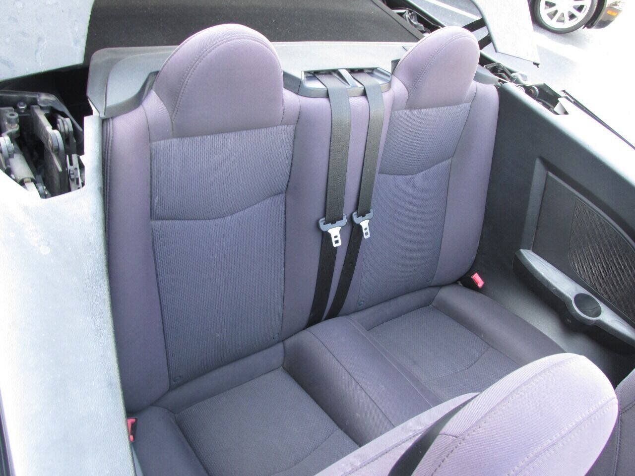 Used 2013 Chrysler 200 Touring FWD image 11
