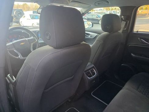 Used 2020 Chevrolet Blazer LT image 19