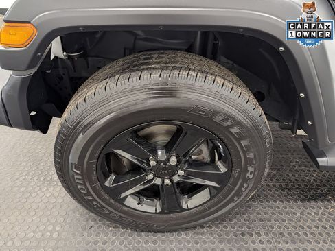 Used 2022 Jeep Wrangler Unlimited Sport AWD/4WD image 7