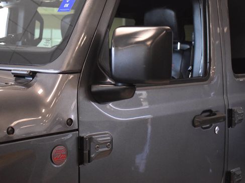 Used 2018 Jeep Wrangler Unlimited Rubicon image 39