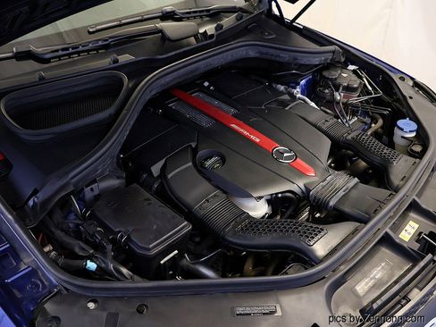 Used 2018 Mercedes-Benz GLE 43 AMG 4MATIC image 38