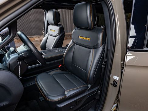 Used 2026 Ford Expedition Tremor image 29