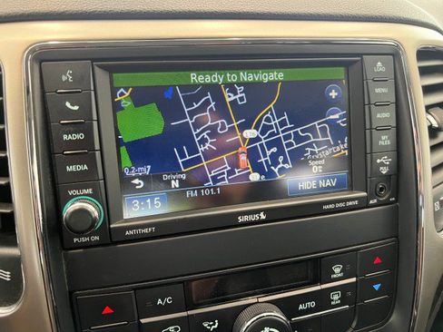 Used 2012 Jeep Grand Cherokee Laredo AWD/4WD image 21