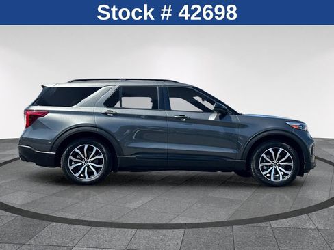Used 2020 Ford Explorer ST w/ Premium Technology Package AWD/4WD image 3