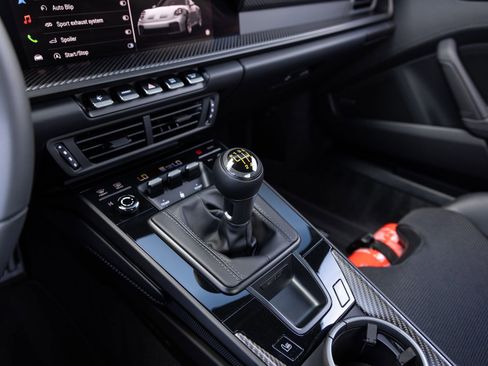 Certified 2026 Porsche 911 GT3 RWD image 18