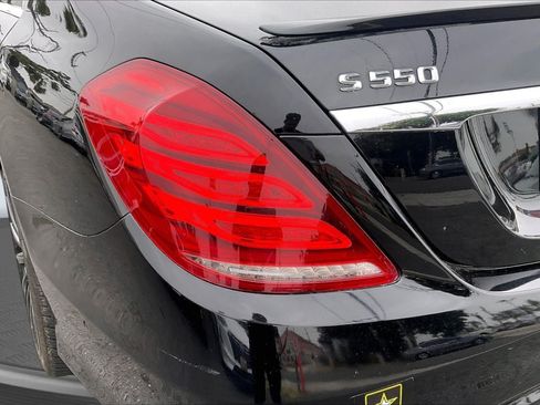 Used 2015 Mercedes-Benz S 550 Sedan image 30