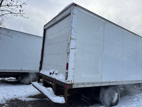 Used 2014 Ford E-350 and Econoline 350 Super Duty image 5